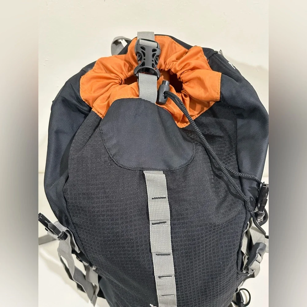High Sierra Black and Gray Backpack